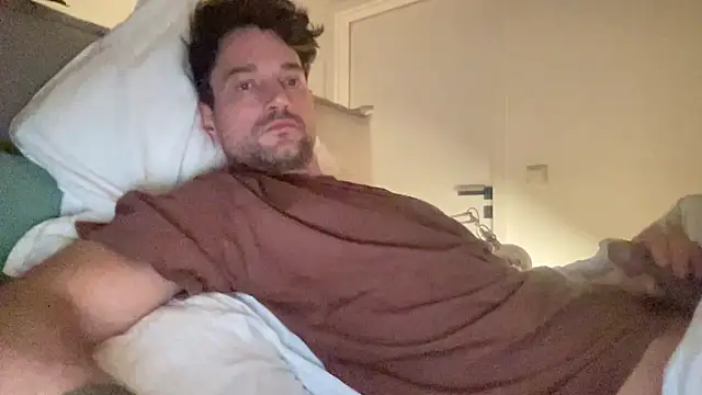 Snapshot of Jayjay1999x chatting on March 13, 10:21 pm Jayjay1999x online show from March 13, 10:21 pm