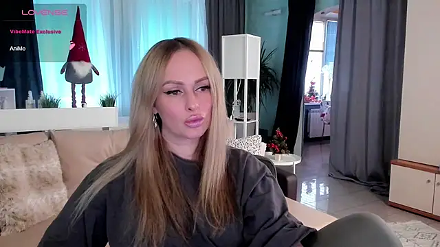 Libby Nora online show from January 3, 11:25 am