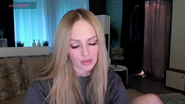 Libby Nora online show from January 26, 1:15 pm