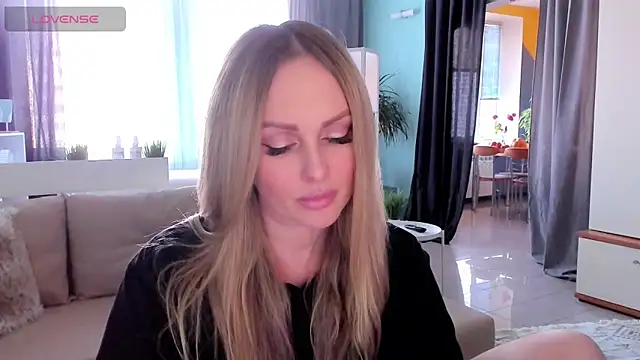 Libby Nora online show from March 22, 11:32 am