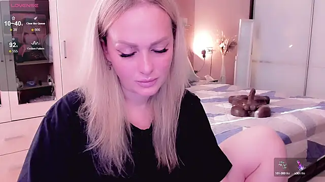 Libby Nora online show from September 28, 9:58 am