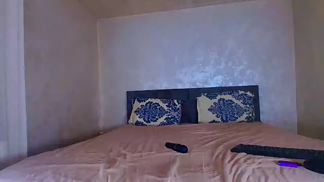 angeliquevany online show from August 3, 9:07 pm