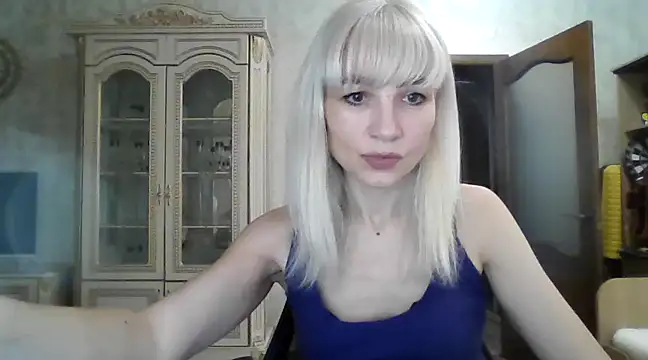 Snapshot of BarbaraKim chatting on December 20, 2:27 pm BarbaraKim online show from December 20, 2:27 pm