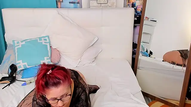 IvyHotFoxy online show from January 30, 9:04 pm