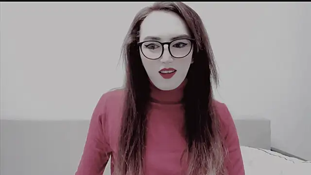 Snapshot of MinniMaksy chatting on February 14, 9:56 am MinniMaksy online show from February 14, 9:56 am