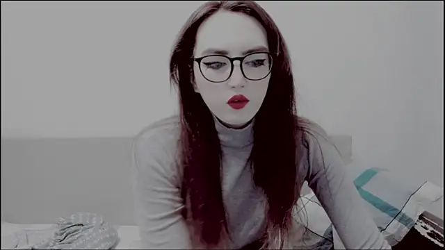 Snapshot of MinniMaksy chatting on February 18, 10:14 pm MinniMaksy online show from February 18, 10:14 pm