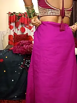 Snapshot of INDIANDESIMATURE chatting on February 15, 11:39 am INDIANDESIMATURE online show from February 15, 11:39 am