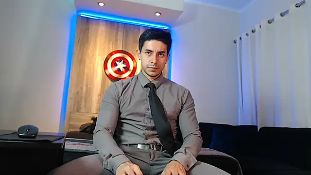 Andrew 4  online show from December 3, 6:26 am