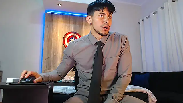 Andrew 4  online show from February 12, 2:56 am