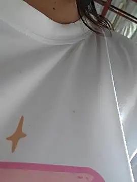 XXLorie 02 online show from March 1, 11:29 pm