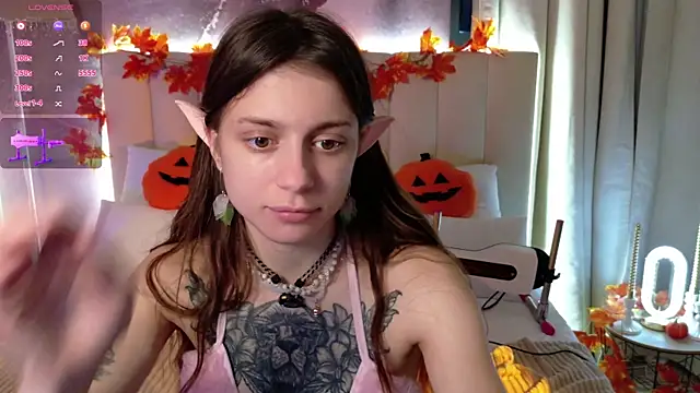 Eille Elfie online show from October 29, 5:42 am