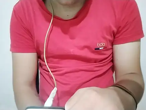 Snapshot of ivissonsilva1 chatting on October 28, 12:19 pm ivissonsilva1 online show from October 28, 12:19 pm