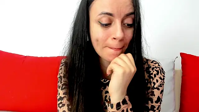 Snapshot of cute_angel95 chatting on March 4, 6:50 pm cute angel95 online show from March 4, 6:50 pm