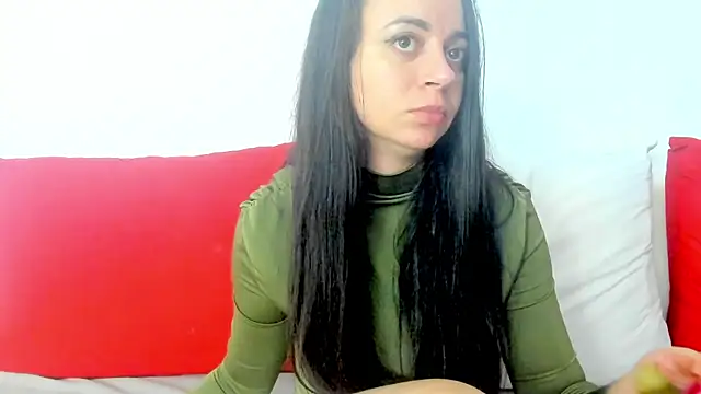 Snapshot of cute_angel95 chatting on November 20, 8:08 pm cute angel95 online show from November 20, 8:08 pm