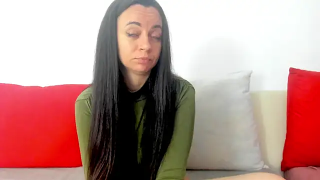 Snapshot of cute_angel95 chatting on May 26, 4:47 pm cute angel95 online show from May 26, 4:47 pm