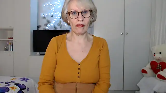 Ghertrude52 online show from March 5, 4:13 am