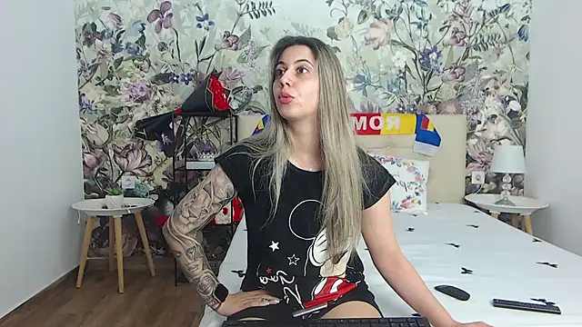 RoseDiamond06 online show from June 26, 4:22 pm