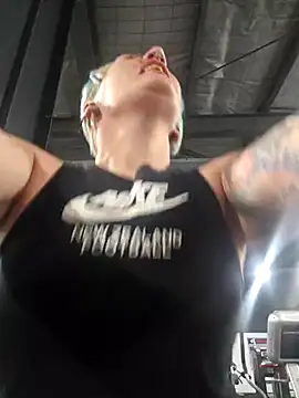 Snapshot of PinkTheHawk chatting on December 29, 12:01 pm PinkTheHawk online show from December 29, 12:01 pm