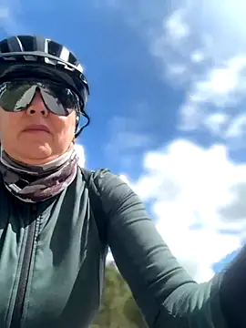 emma tour online show from November 29, 3:04 pm