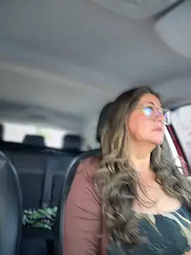 Snapshot of emma_tour chatting on February 4, 4:46 pm emma tour online show from February 4, 4:46 pm