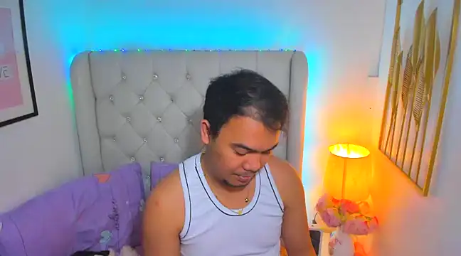 AsianZero online show from February 25, 8:19 pm