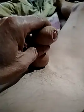 Snapshot of trraaa chatting on October 15, 4:07 pm trraaa online show from October 15, 4:07 pm