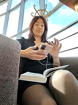 EvaXOAir online show from September 30, 3:44 am