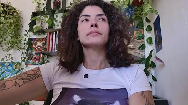 Snapshot of TaliMajesty chatting on June 1, 12:40 pm TaliMajesty online show from June 1, 12:40 pm