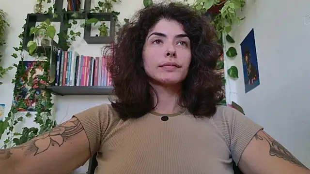 Snapshot of TaliMajesty chatting on June 12, 12:48 pm TaliMajesty online show from June 12, 12:48 pm