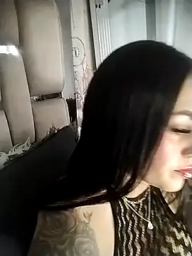 Snapshot of chelaqueen_ chatting on July 30, 8:08 pm chelaqueen online show from July 30, 8:08 pm
