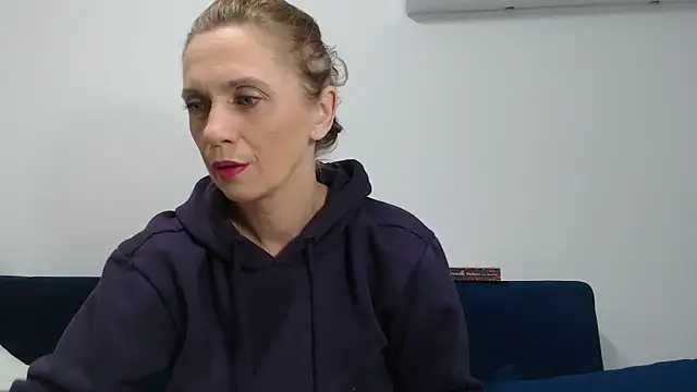 MysticCreature online show from February 8, 6:17 am