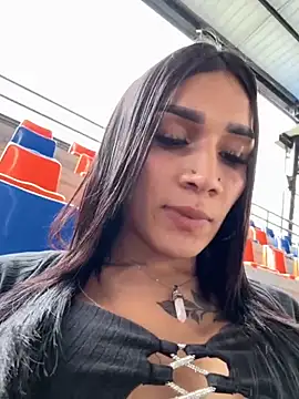 Salo hot04 online show from December 1, 9:20 pm