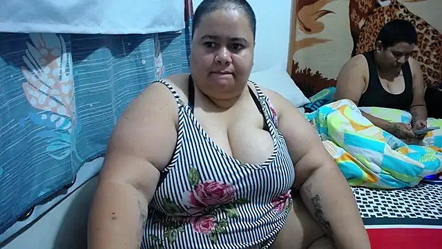 Snapshot of hotlesby4uxxx chatting on March 21, 5:12 am hotlesby4uxxx online show from March 21, 5:12 am