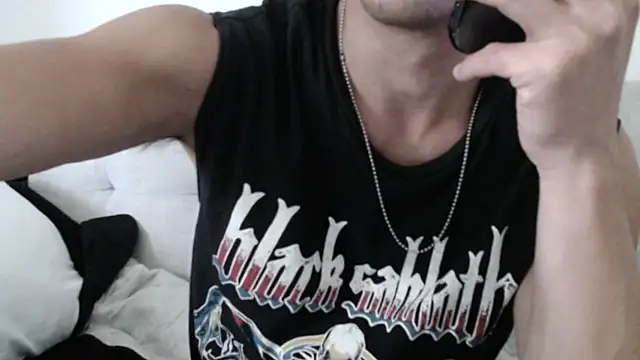 Snapshot of SebastianReiss chatting on February 26, 6:15 am SebastianReiss online show from February 26, 6:15 am