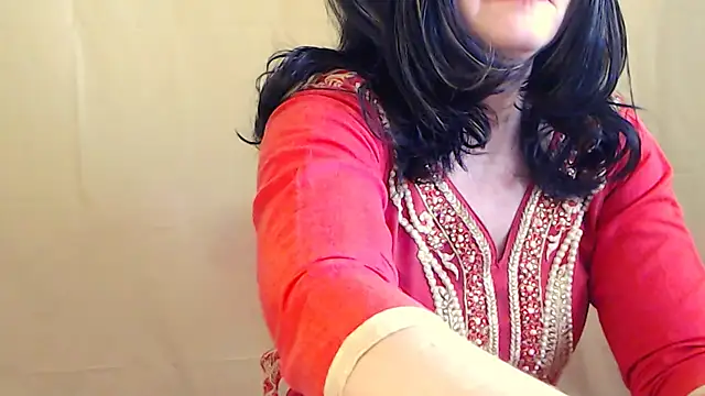 Snapshot of Fun4tipz chatting on February 20, 8:28 am Fun4tipz online show from February 20, 8:28 am