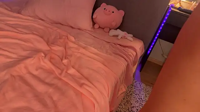  nitro emily  online show from March 12, 11:38 am