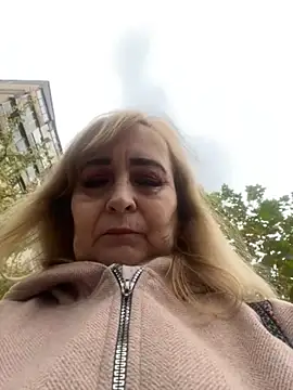 Irina2909xh online show from November 5, 12:49 pm