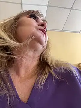 Irina2909xh online show from January 15, 9:58 am