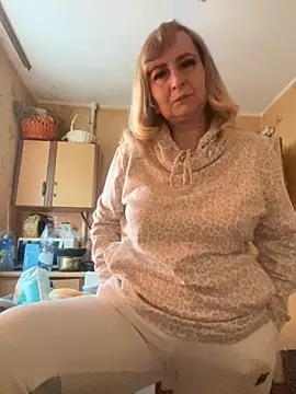 Irina2909xh online show from February 10, 5:22 am