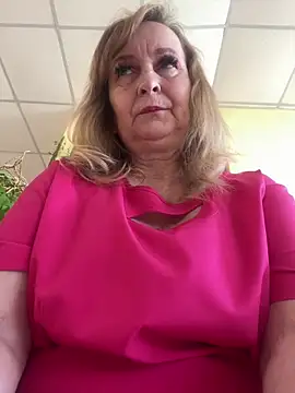 Irina2909xh online show from May 12, 7:27 am