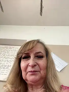 Irina2909xh online show from May 22, 10:21 am