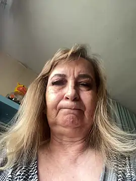 Irina2909xh online show from June 27, 9:14 am