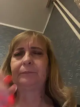 Irina2909xh online show from July 27, 12:39 am