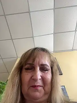 Irina2909xh online show from July 28, 9:04 am