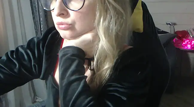 RubiLakros online show from February 14, 10:36 pm