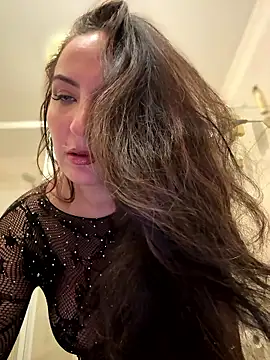 Snapshot of itsCassie chatting on January 13, 7:41 pm itsCassie online show from January 13, 7:41 pm