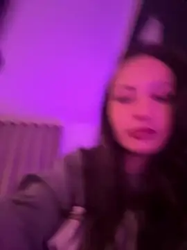 Snapshot of itsCassie chatting on February 3, 7:41 pm itsCassie online show from February 3, 7:41 pm