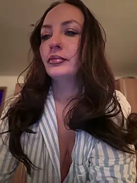 Snapshot of itsCassie chatting on March 4, 7:09 pm itsCassie online show from March 4, 7:09 pm