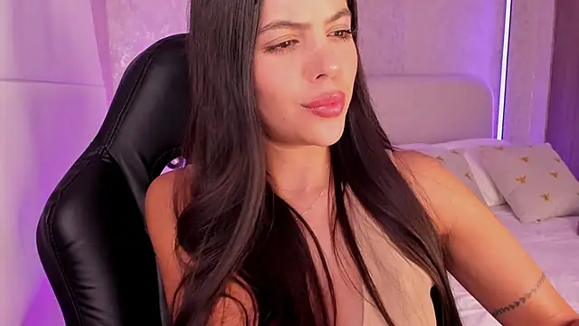 Snapshot of salome__11 chatting on February 14, 6:45 am salome 11 online show from February 14, 6:45 am