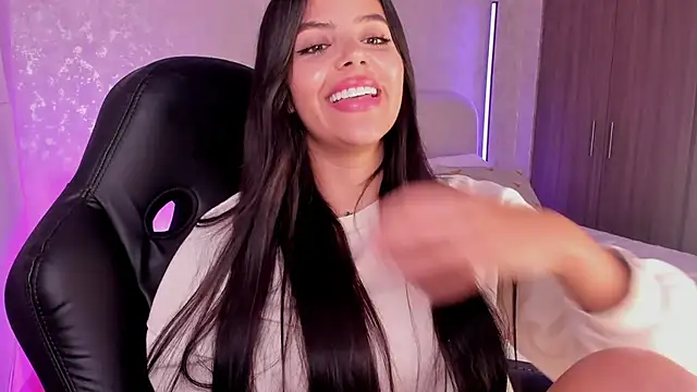 Snapshot of salome__11 chatting on February 19, 5:16 am salome 11 online show from February 19, 5:16 am